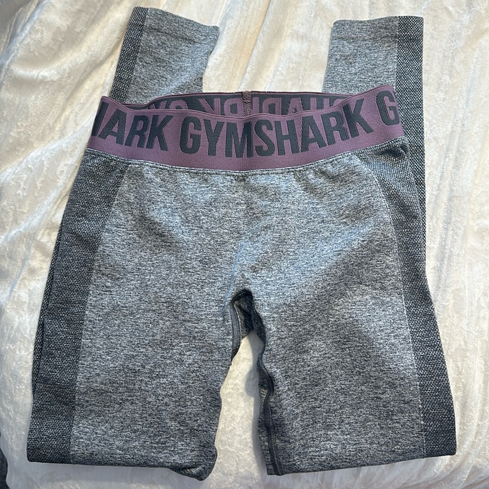 Gymshark athletic leggings - grey with purple waste band - size small
